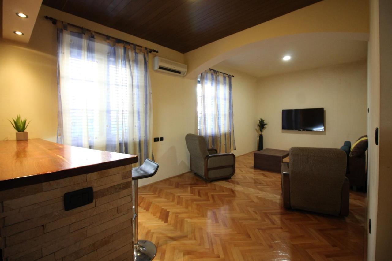 Center1 Villa