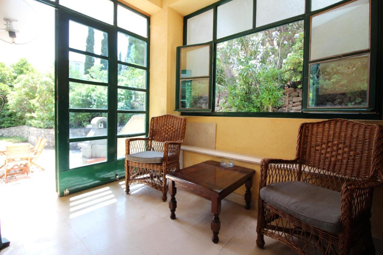 Center1 Villa *